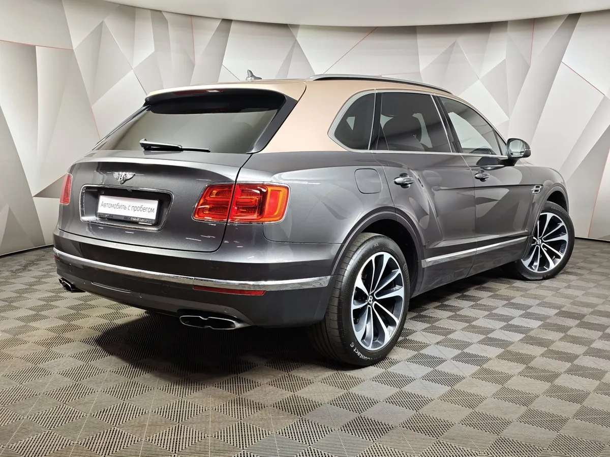 Bentley Bentayga 4.0 AT AWD (550 л.с.) Серый в АВИЛОН. Слайд №2