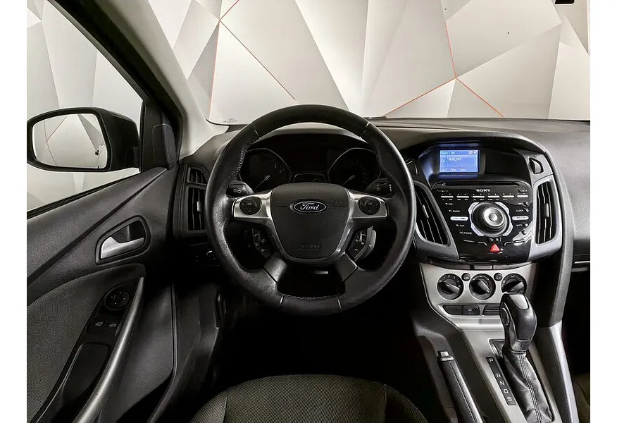 Ford Focus 1.6 PowerShift (125 л.с.) Trend Черный в АВИЛОН. Слайд №20