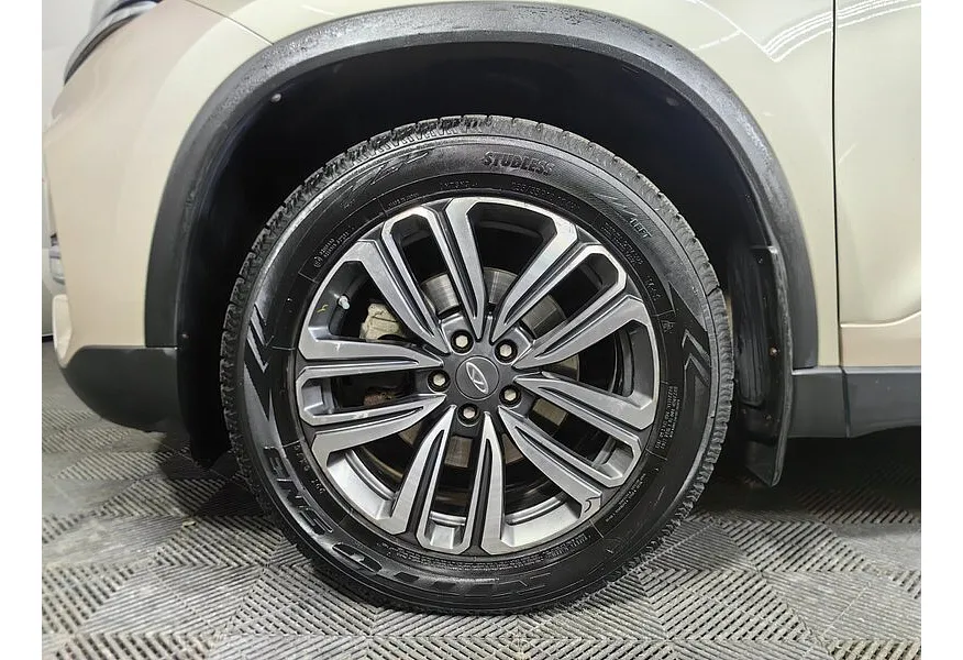 Chery Tiggo 8 1.5 AMT (147 л.с.) Prestige Желтый в АВИЛОН. Слайд №9