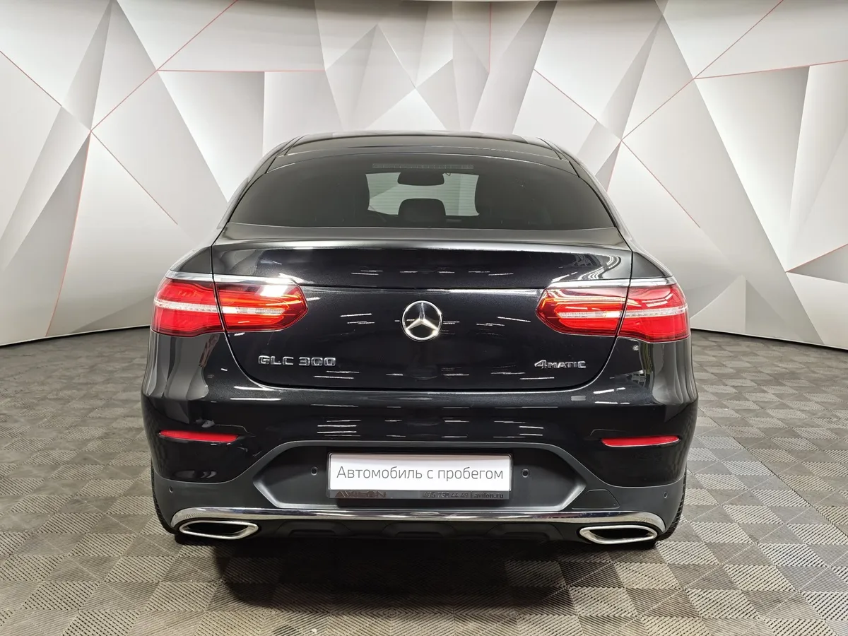 Mercedes-Benz GLC Купе 300 d 9G-TRONIC 4MATIC (245 л.с.) Premium Черный в АВИЛОН. Слайд №8