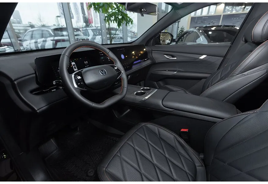 Changan CS75PLUS 2.0 AT 4WD (235 л.с.) Tech Черный в АВИЛОН. Слайд №5