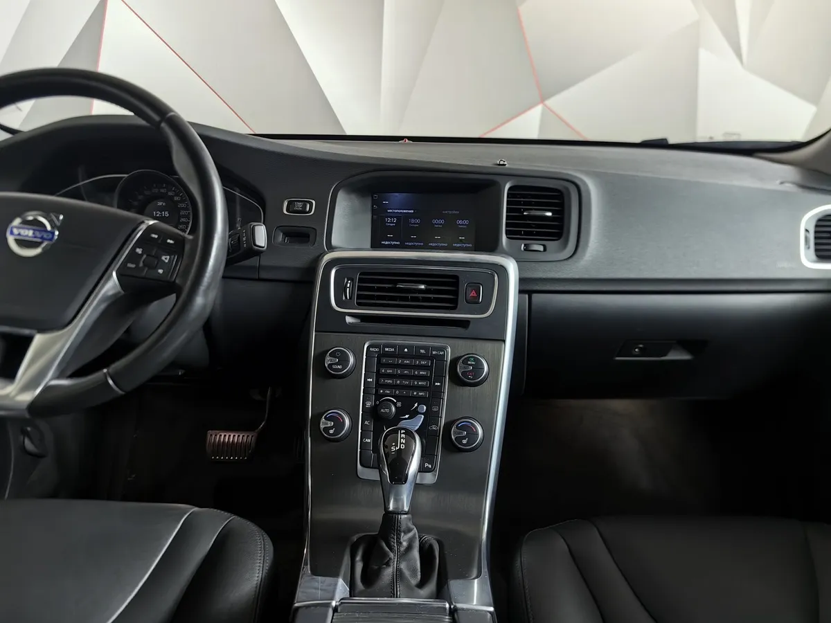 Volvo S60 2.0 T4 AT (180 л.с.) Summum Красный в АВИЛОН. Слайд №15