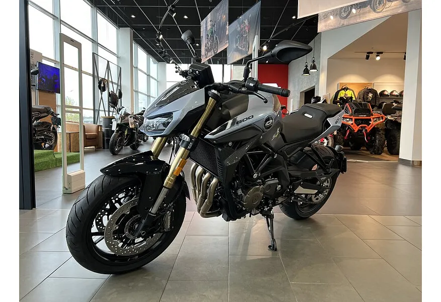 АВИЛОН - QJMOTOR SRK 600 600 см³ (82 л.с.) (82) 600 Синий - slide 9421769