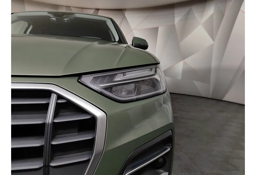 Audi Q5 2.0 TFSI S tronic quattro (249 л.с.) Advance Зеленый в АВИЛОН. Слайд №10