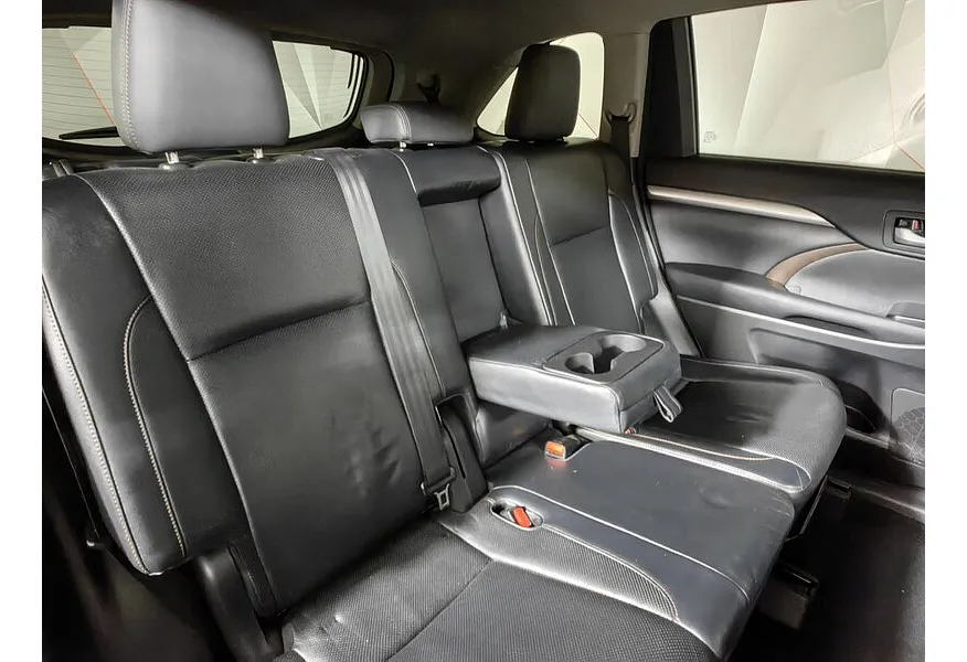 Toyota Highlander 3.5 AT AWD (249 л.с.) Престиж Серый в АВИЛОН. Слайд №17