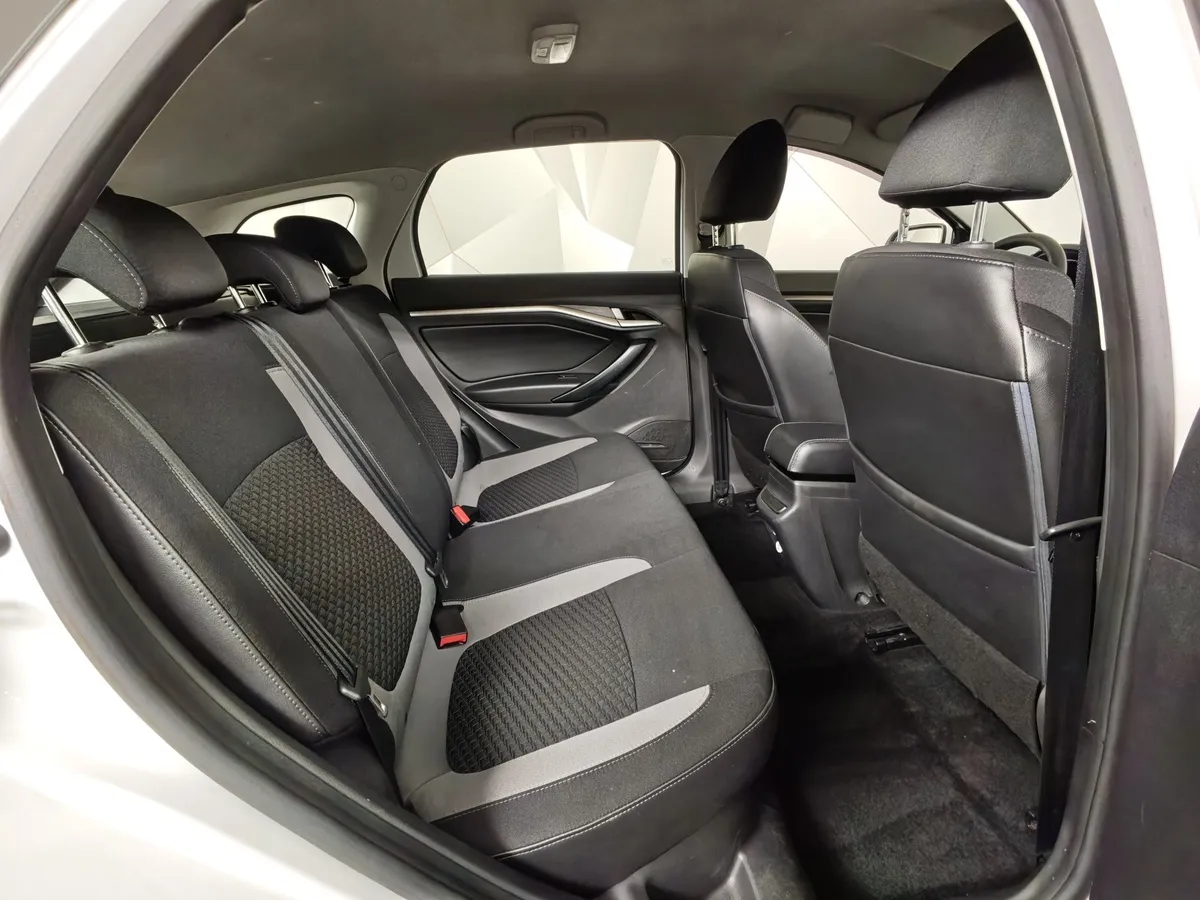 ВАЗ (Lada) Vesta 1.8 MT (122 л.с.) Белый в АВИЛОН. Слайд №15