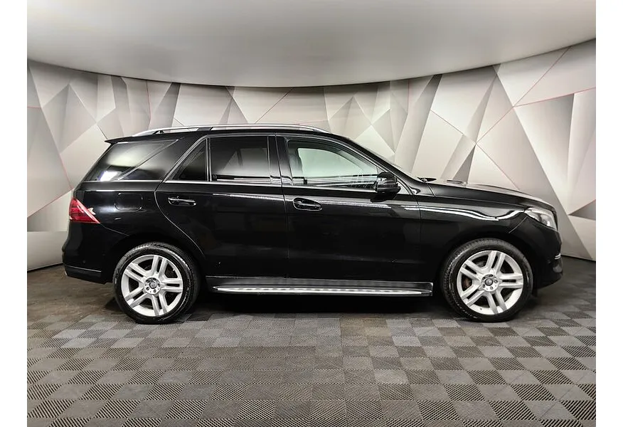 АВИЛОН - Mercedes-Benz GLE 350 d 4MATIC 9G-TRONIC (249 л.с.) Особая серия Черный - slide 3