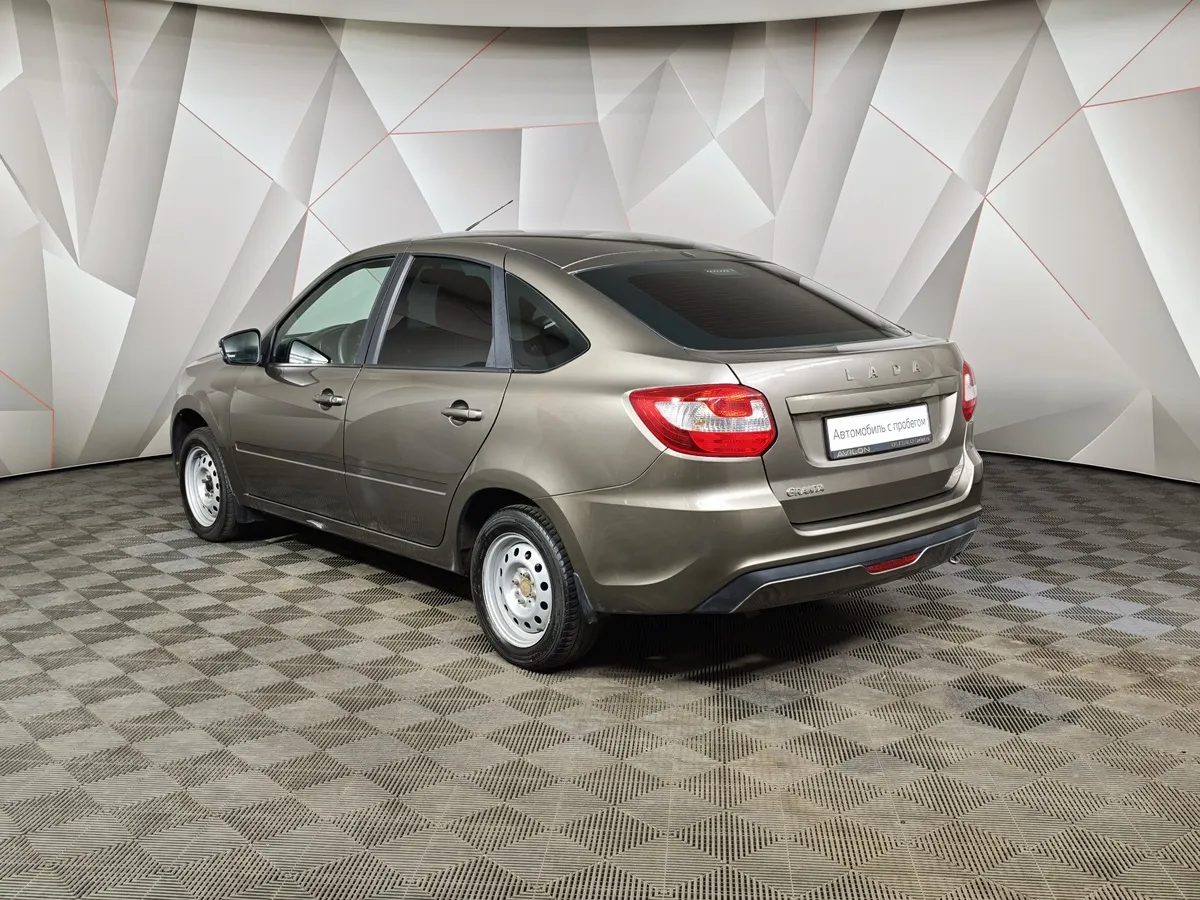 ВАЗ (Lada) Granta 1.6 MT (90 л.с.) Comfort Коричневый в АВИЛОН. Слайд №4