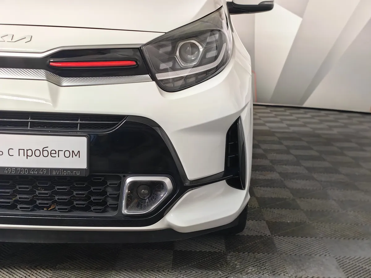 Kia Picanto 1.0 MPI MT (67 л.с.) GT Line Белый в АВИЛОН. Слайд №9