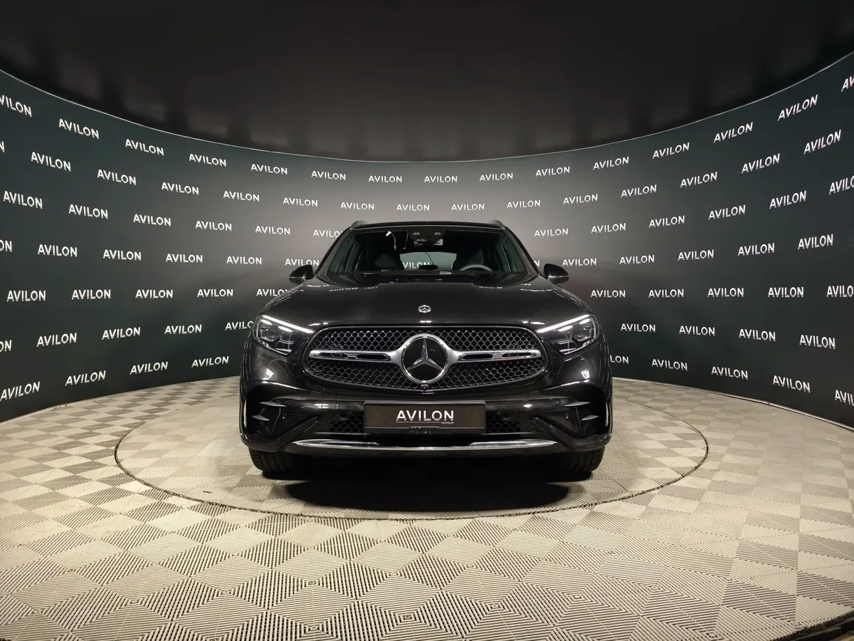 Mercedes-Benz GLC 300 4MATIC 9G-TRONIC (258 л.с.) Черный в АВИЛОН. Слайд №5