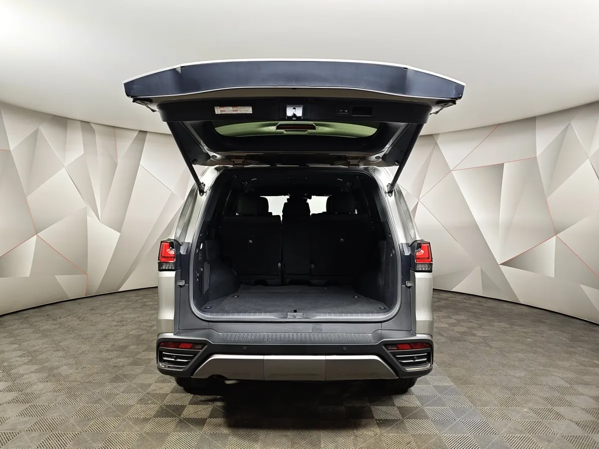 Lexus LX 500d 3.4 AT 4WD (299 л.с.) Active Серый в АВИЛОН. Слайд №12