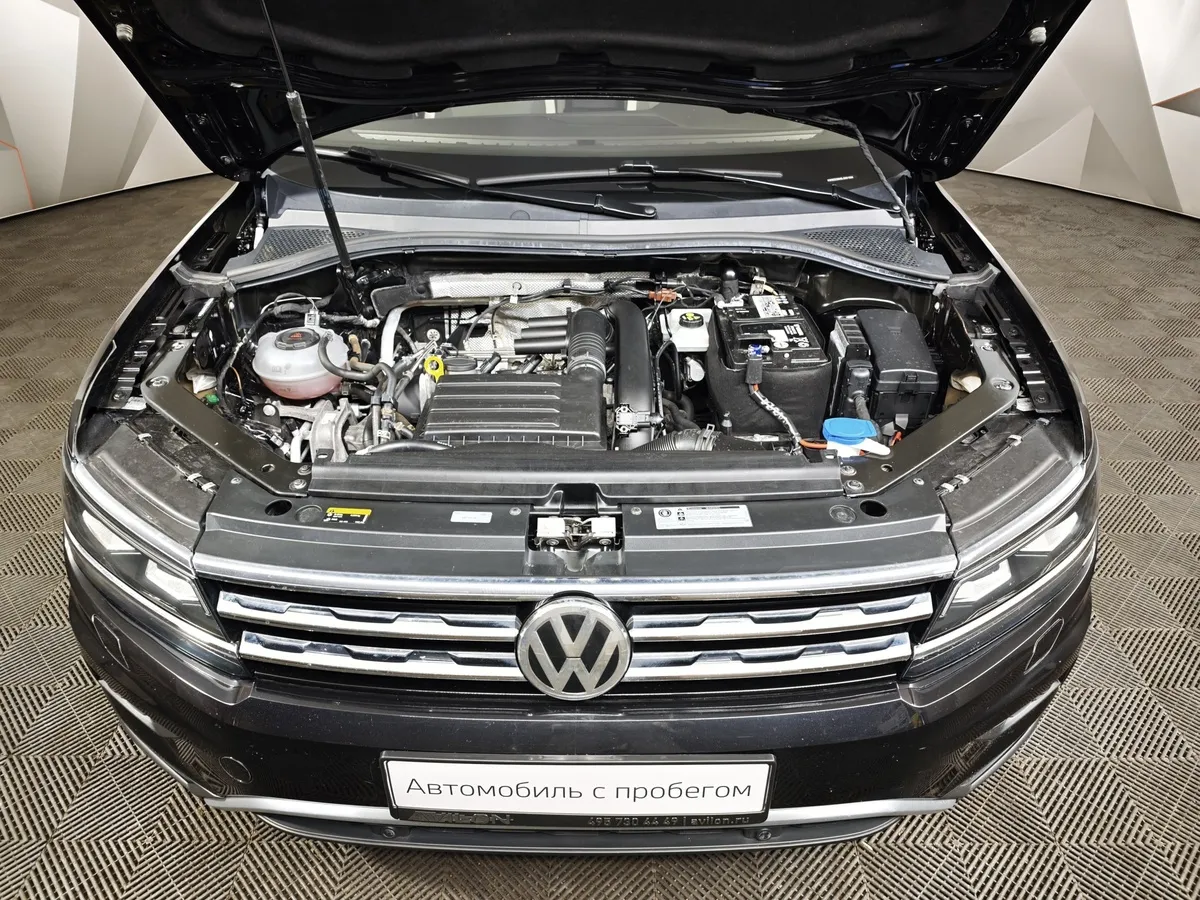 Volkswagen Tiguan 2.0 TDI 4Motion DSG (150 л.с.) OFFROAD Черный в АВИЛОН. Слайд №11