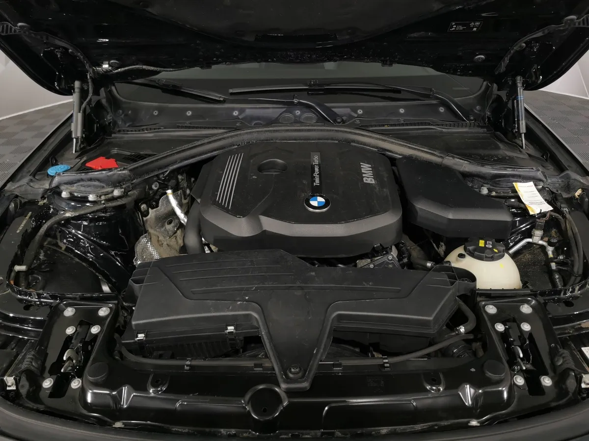 BMW 3 серия 318i AT (136 л.с.) Черный в АВИЛОН. Слайд №10