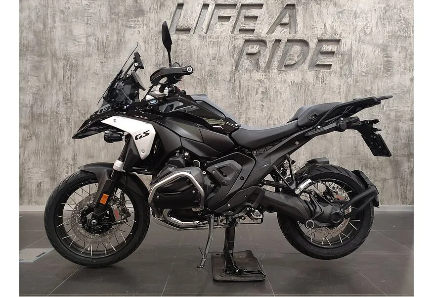 BMW Motorrad R 1300 GS R 1300 GS 1300 см³ (145) 1300 Черный в АВИЛОН. Слайд №3