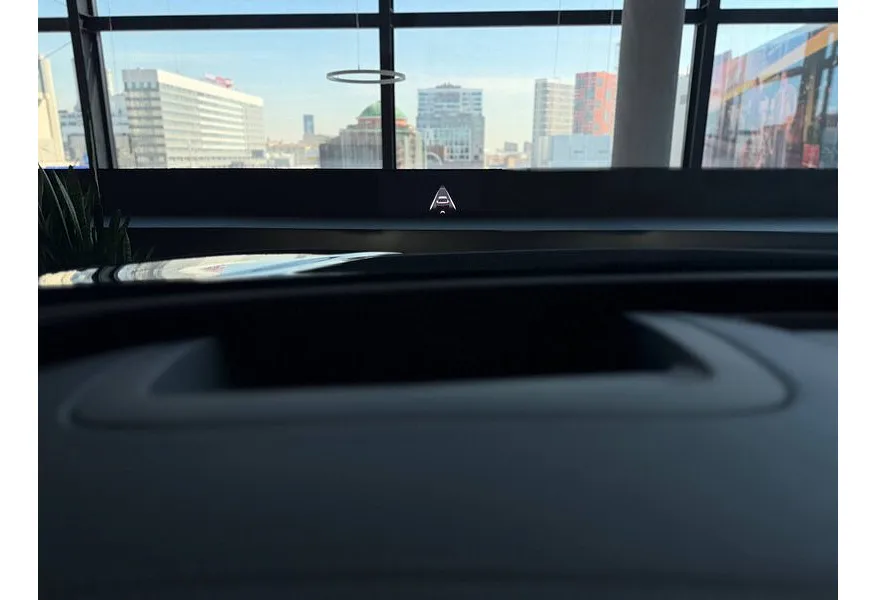 Audi Q5 2.0 TFSI S tronic quattro (204 л.с.) Синий в АВИЛОН. Слайд №13