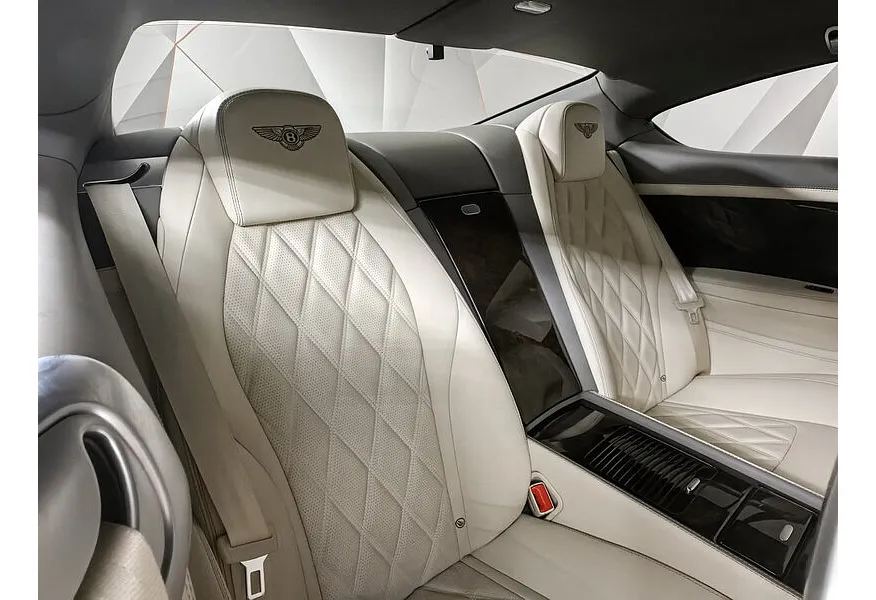 Bentley Continental GT 6.0 AT (575 л.с.) Серый в АВИЛОН. Слайд №16