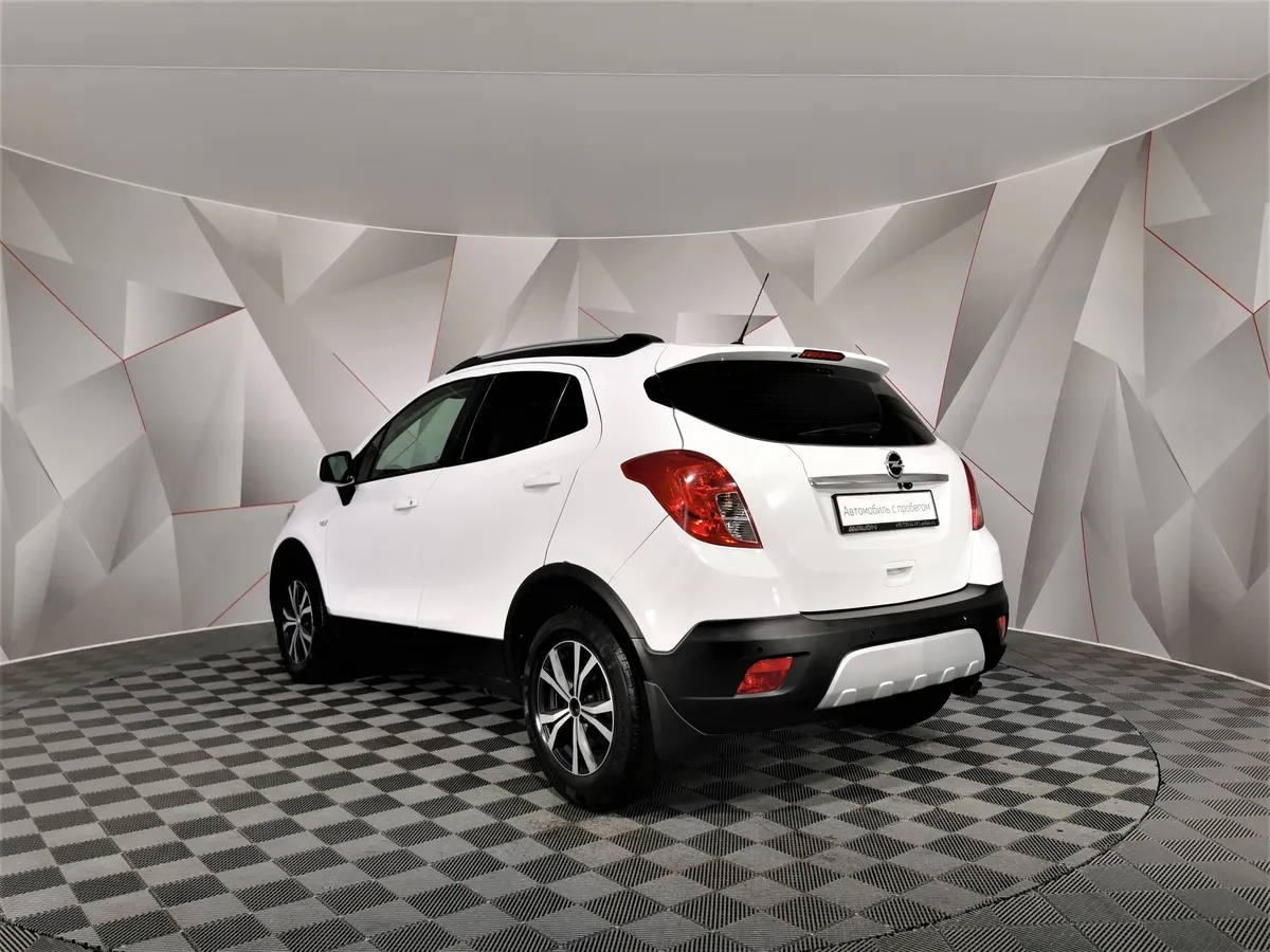 Opel Mokka 1.8 MT (140 л.с.) Белый в АВИЛОН. Слайд №4