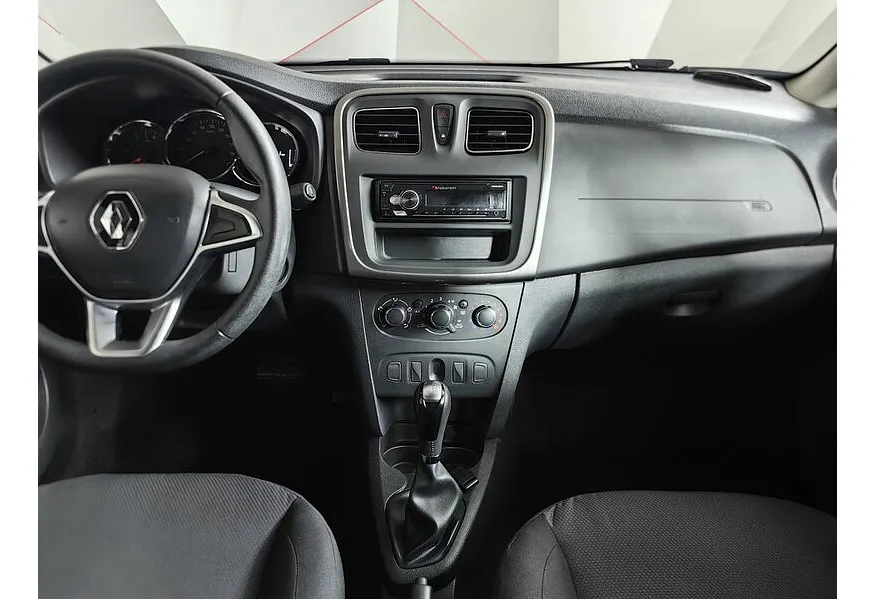 Renault Logan 1.6 AT (102 л.с.) Черный в АВИЛОН. Слайд №15