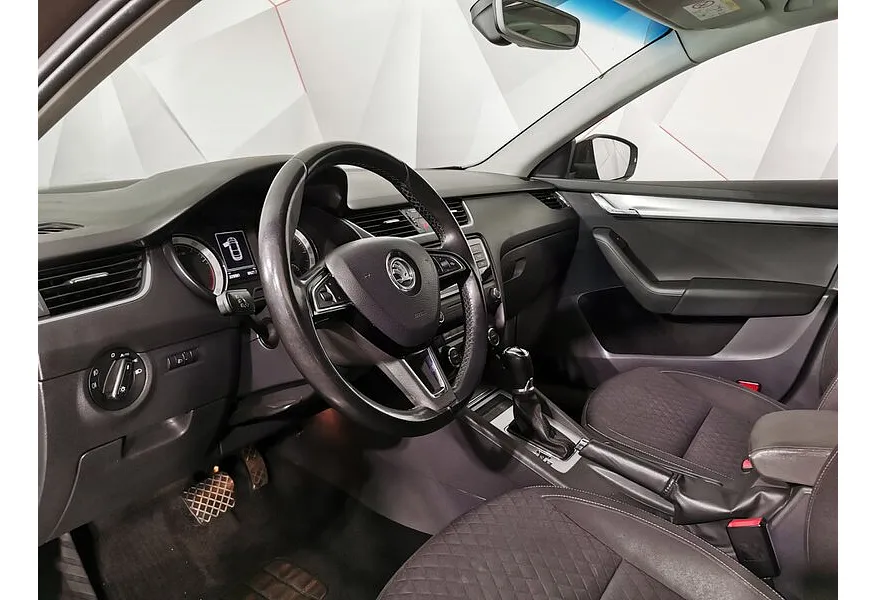 Skoda Octavia 1.4 TSI DSG (140 л.с.) Коричневый в АВИЛОН. Слайд №19