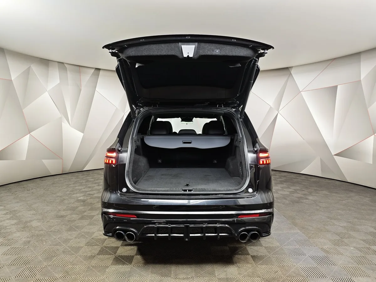 Geely Monjaro 2.0T 8AT 4WD (238 л.с.) Flagship Черный в АВИЛОН. Слайд №11