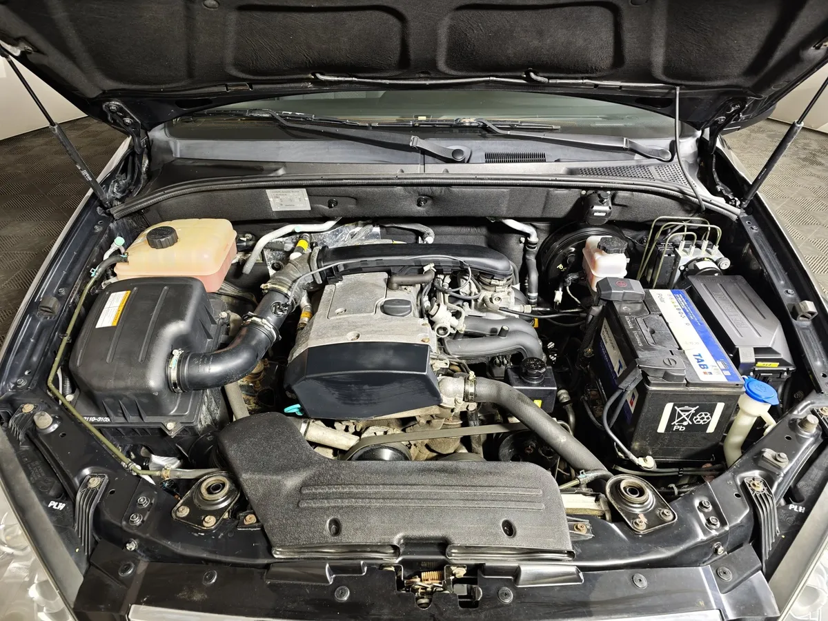 SsangYong Kyron 2.3 E-Tronic 4WD (150 л.с.) Черный в АВИЛОН. Слайд №11