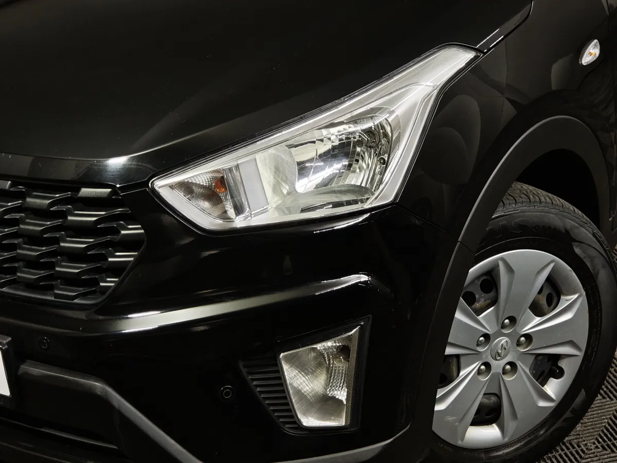 Hyundai Creta 1.6 AT (123 л.с.) Active + Light + Winter Черный в АВИЛОН. Слайд №10