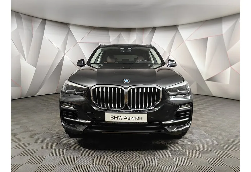 BMW X5 xDrive30d Steptronic (249 л.с.) Business Plus Черный в АВИЛОН. Слайд №3