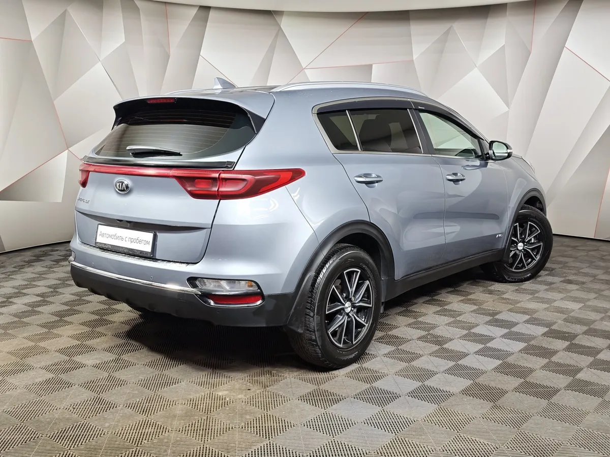 Kia Sportage 2.0 MPI AT 4WD (150 л.с.) Luxe Серебристый в АВИЛОН. Слайд №2