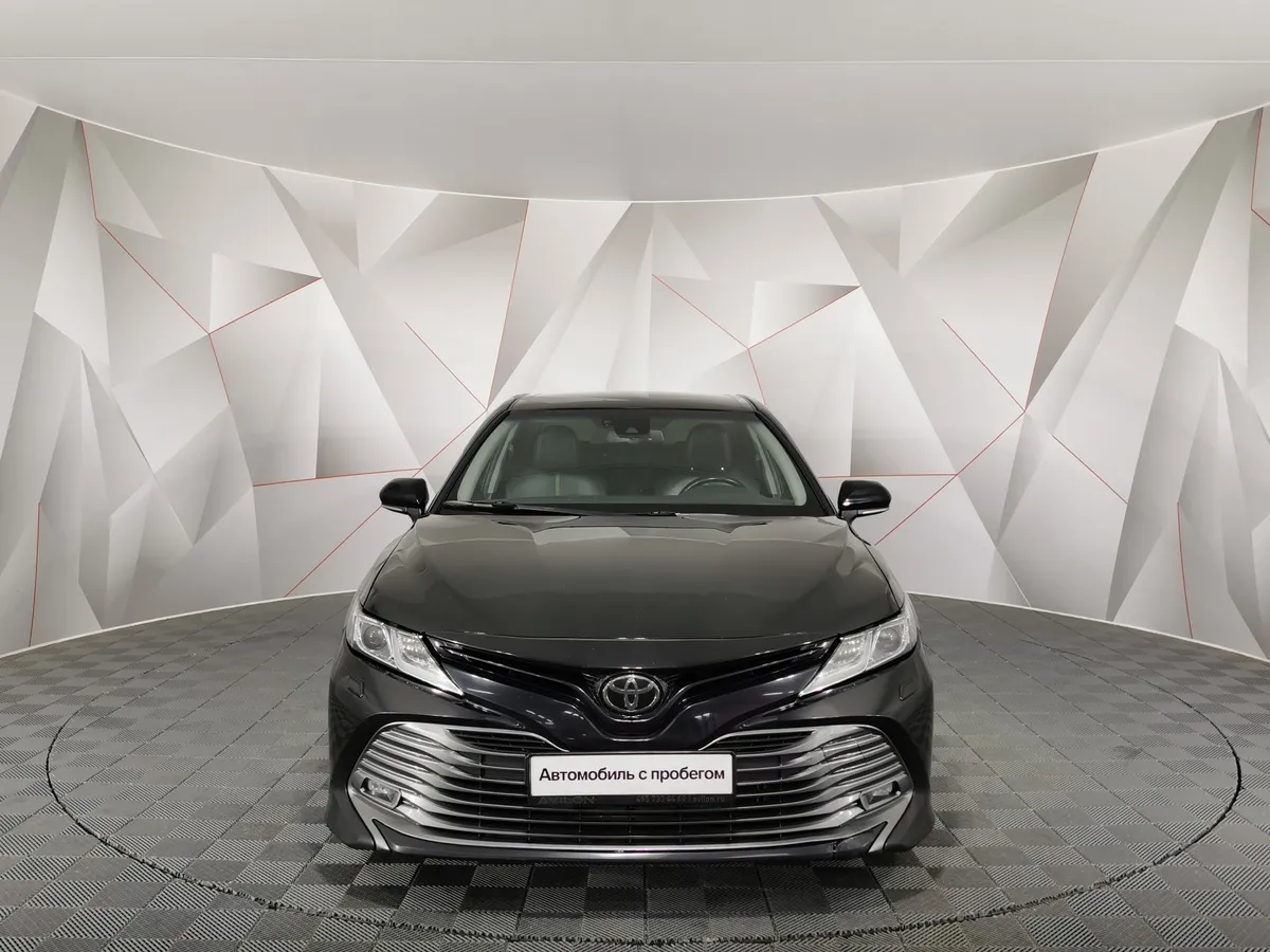 Toyota Camry 2.5 AT (181 л.с.) Черный в АВИЛОН. Слайд №7