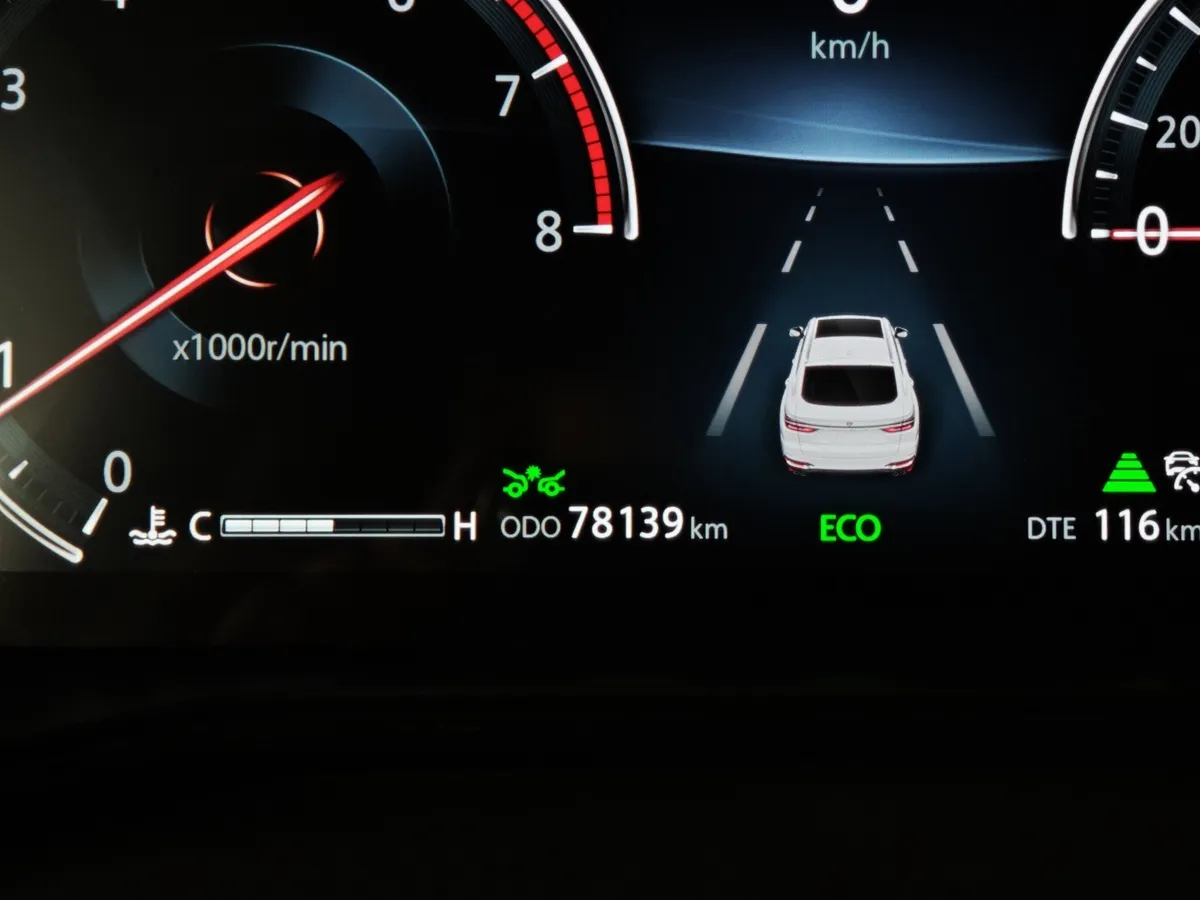 Changan CS85 2.0 AT 2WD (233 л.с.) Серый в АВИЛОН. Слайд №18