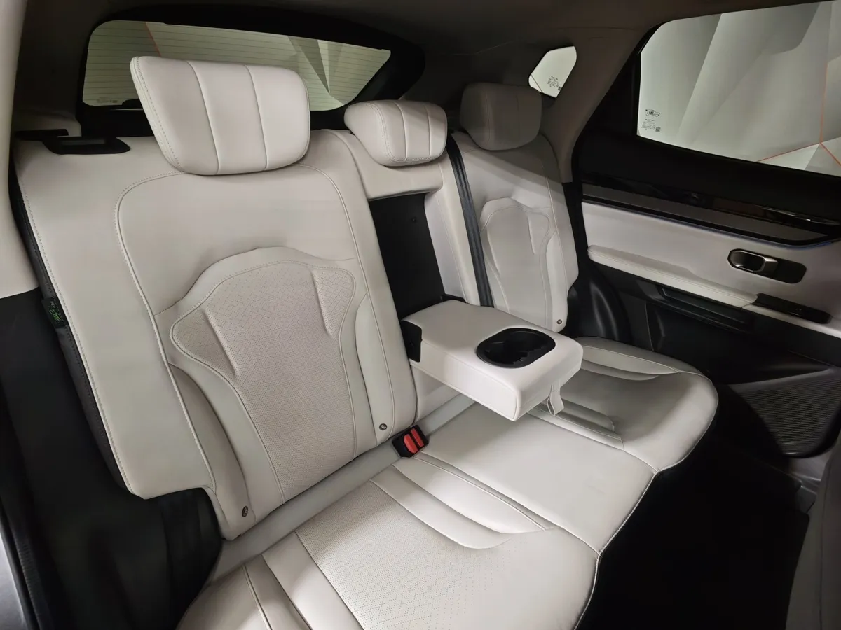 JETOUR Dashing 1.5T 6DCT 2WD (147 л.с.) Elite Серый в АВИЛОН. Слайд №17