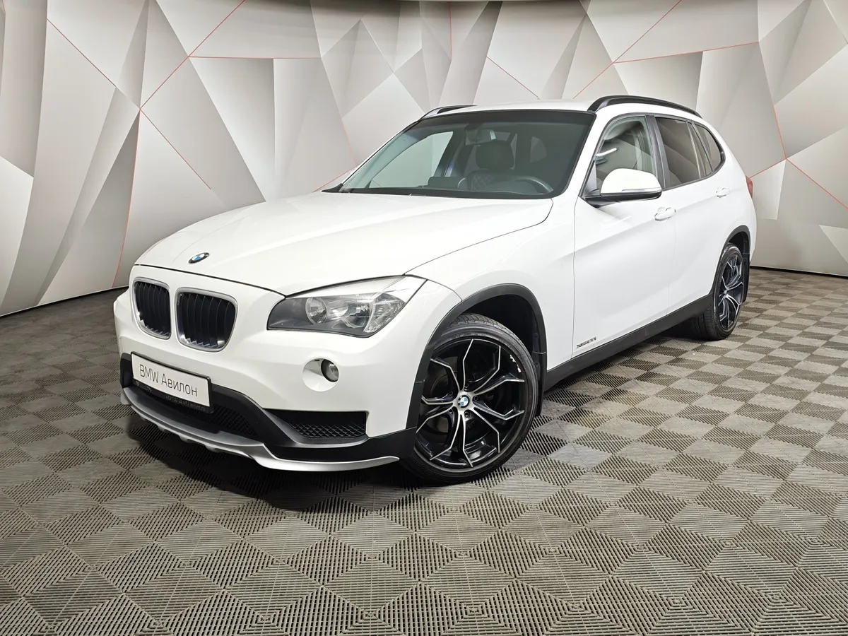 АВИЛОН - BMW X1 xDrive20i AT (184 л.с.) Белый - slide 10254950