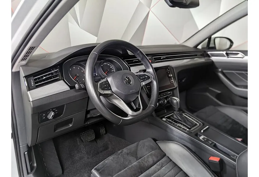 Volkswagen Passat 1.4 TSI DSG (150 л.с.) Business Белый в АВИЛОН. Слайд №19