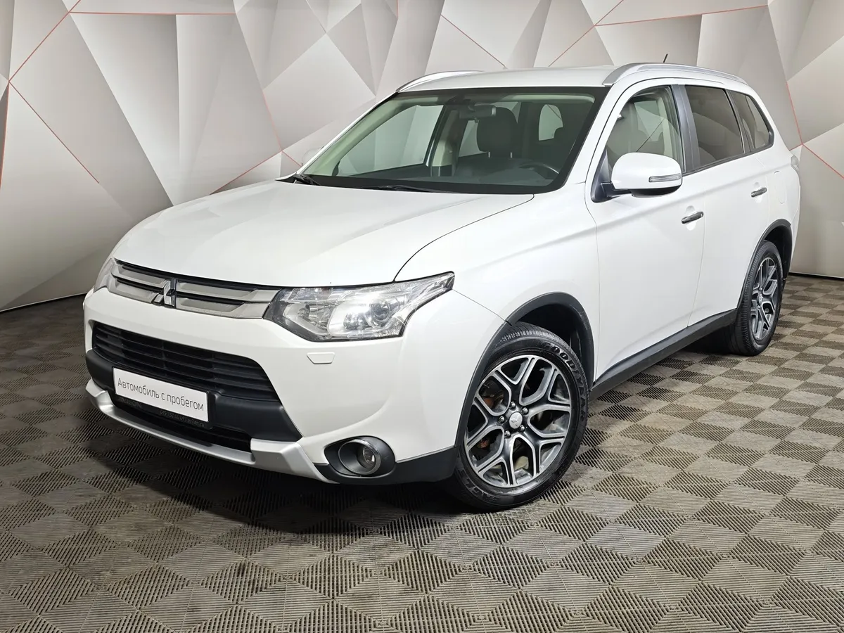 АВИЛОН - Mitsubishi Outlander 2.4 MIVEC CVT 4WD (167 л.с.) Ultimate Plus Белый - slide 10261895