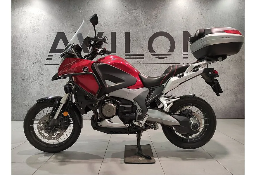 Honda VFR1200 XD Красный в АВИЛОН. Слайд №3 Honda VFR1200 XD Красный в АВИЛОН. Слайд №3