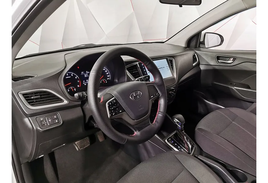 АВИЛОН - Hyundai Solaris 1.6 AT (123 л.с.) Active Plus Белый - slide 14