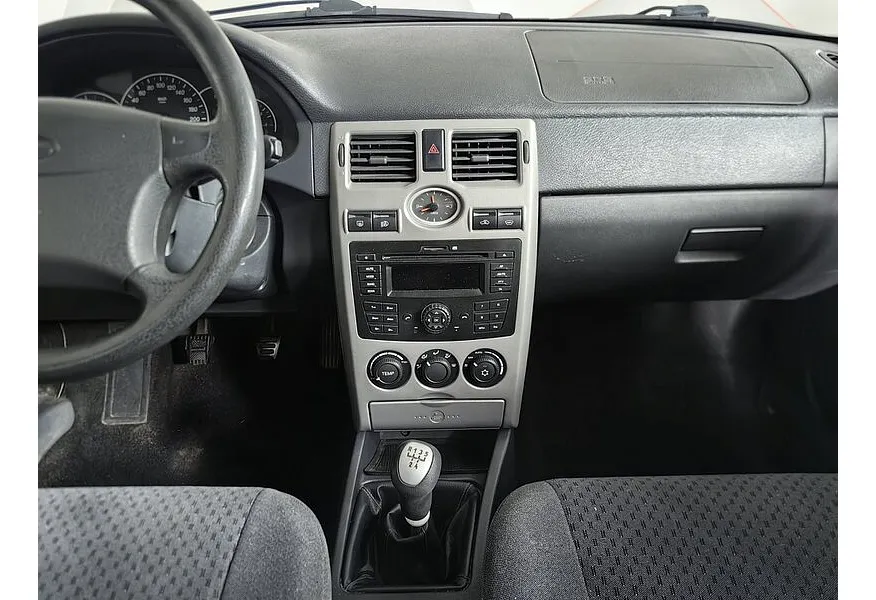 АВИЛОН - ВАЗ (Lada) Priora 1.6 MT (106 л.с.) 21705-42-058 Comfort Серебристый - slide 9