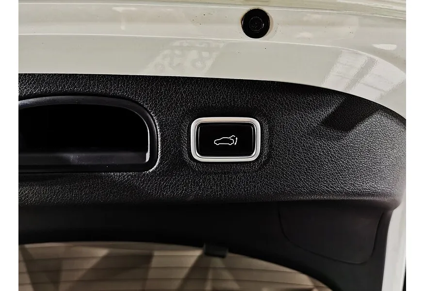 АВИЛОН - Kia Stinger 2.0 AT (247 л.с.) Comfort Белый - slide 12