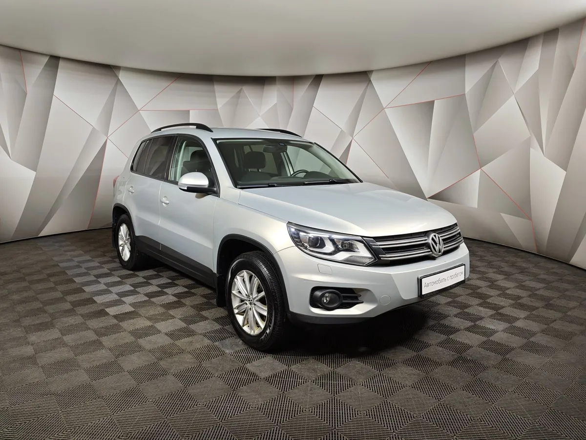 Volkswagen Tiguan 2.0 TSI 4Motion AT (170 л.с.) Sport & Style Серебристый в АВИЛОН. Слайд №3