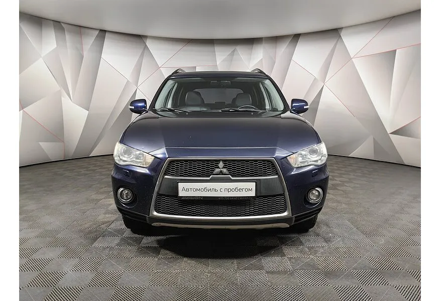Mitsubishi Outlander 2.4 CVT 4WD (170 л.с.) Синий в АВИЛОН. Слайд №7 Mitsubishi Outlander 2.4 CVT 4WD (170 л.с.) Синий в АВИЛОН. Слайд №7