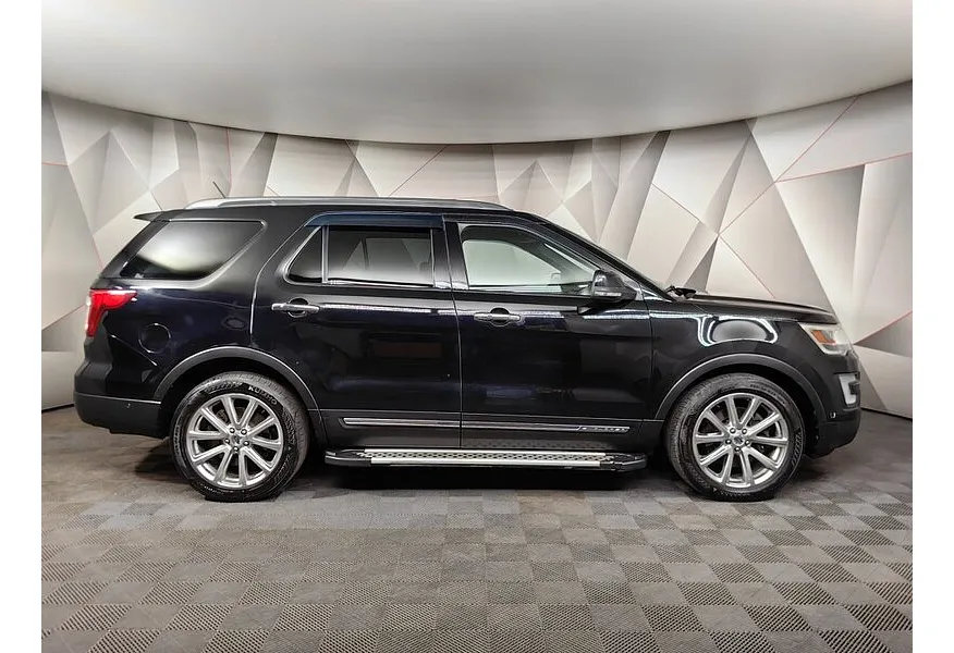 Ford Explorer 3.5 SelectShift 4WD (249 л.с.) Limited Plus Черный в АВИЛОН. Слайд №6