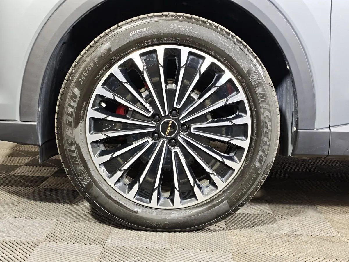 EXEED RX 2.0T DCT 4WD (249 л.с.) Platinum Серый в АВИЛОН. Слайд №9