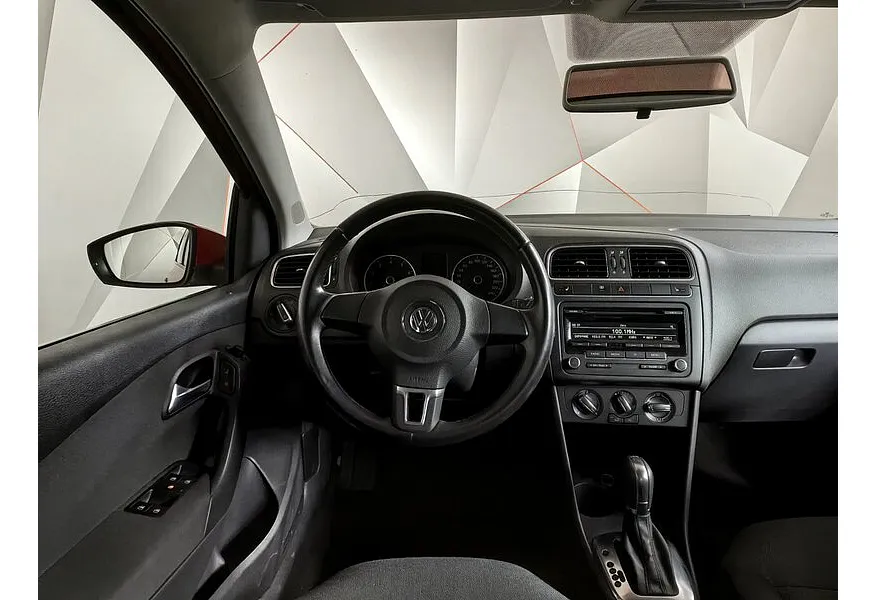 Volkswagen Polo 1.4 DSG (85 л.с.) Comfortline Красный в АВИЛОН. Слайд №19