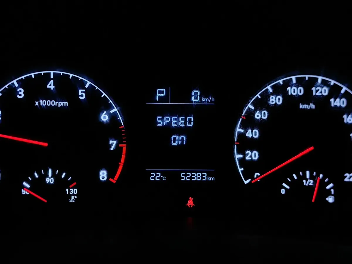 Hyundai Solaris 1.6 AT (123 л.с.) Active Plus Серебристый в АВИЛОН. Слайд №18