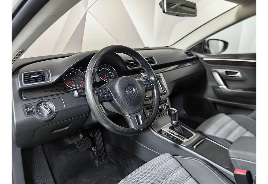 Volkswagen Passat CC 1.8 TSI DSG (152 л.с.) Бежевый в АВИЛОН. Слайд №18