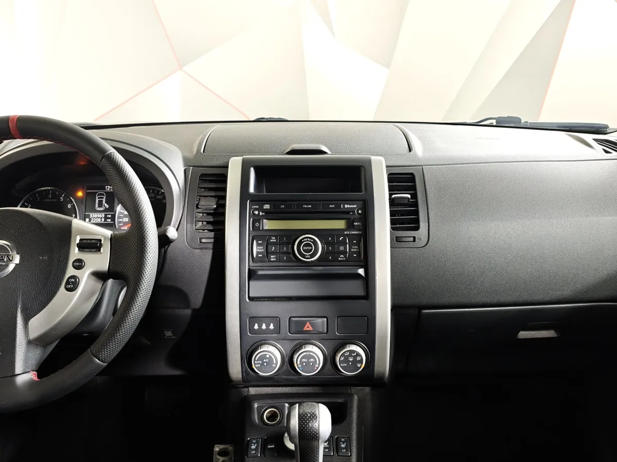 Nissan X-Trail 2.5 CVT AWD (171 л.с.) LE Top Серый в АВИЛОН. Слайд №15