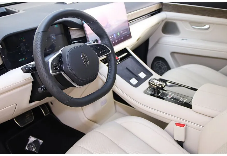 АВИЛОН - AITO M7 1.5 AT AWD (449 л.с.) Luxury Черный - slide 13