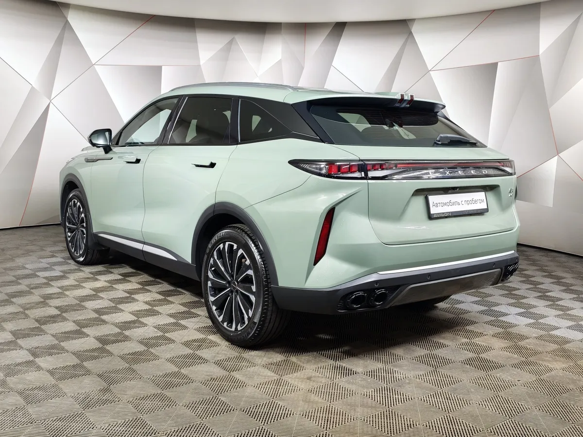 EXEED RX 2.0T DCT 4WD (249 л.с.) Platinum Зеленый в АВИЛОН. Слайд №3