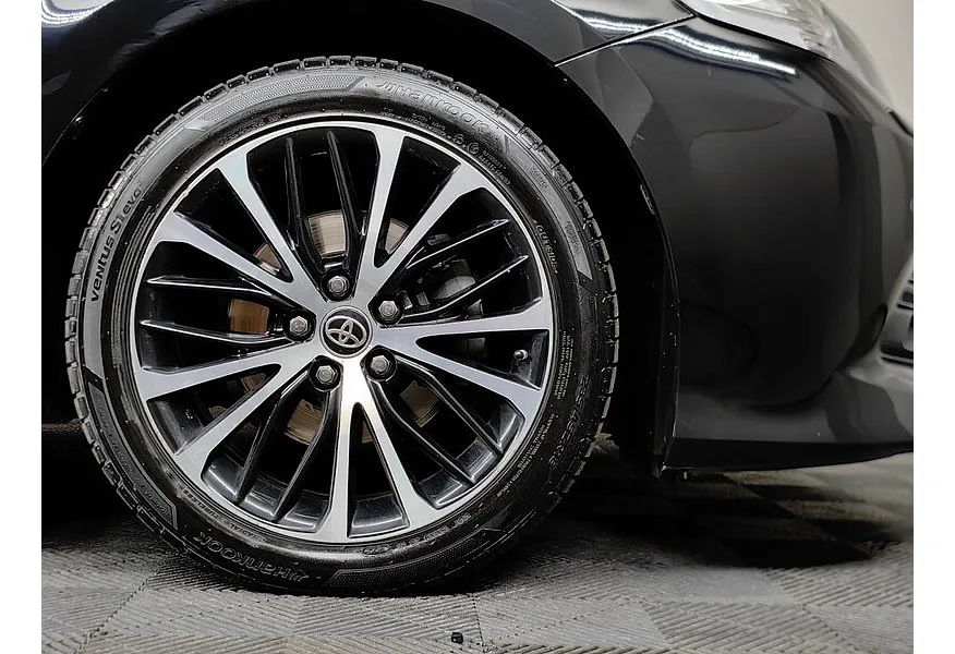 Toyota Camry 2.5 AT (181 л.с.) Черный в АВИЛОН. Слайд №9