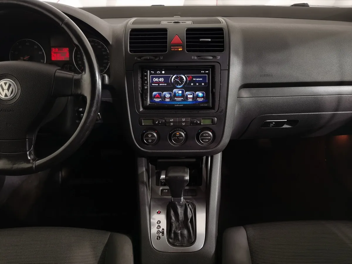 Volkswagen Golf 1.6 Tiptronic (102 л.с.) Серый в АВИЛОН. Слайд №13